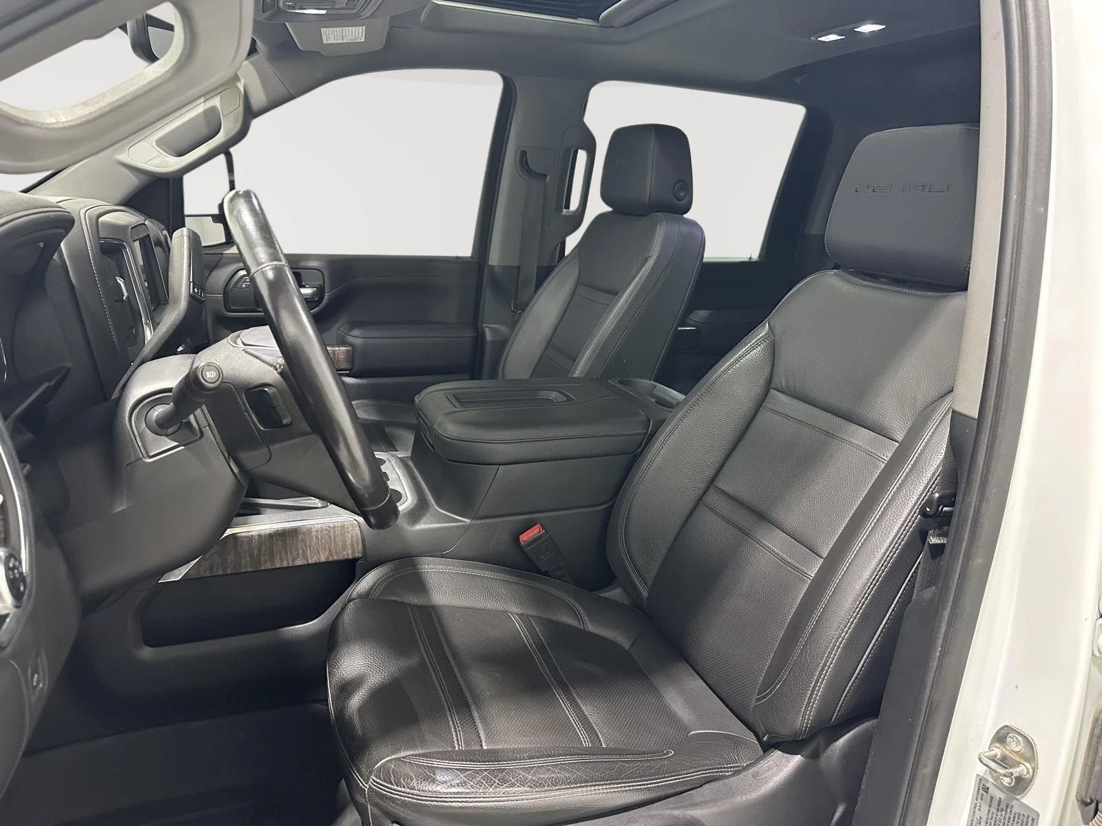 Used 2022 SUMMIT WHITE GMC Denali image 19