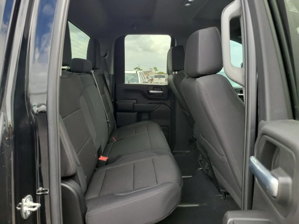 2025 Chevrolet Silverado 2500HD Custom - Photo 26