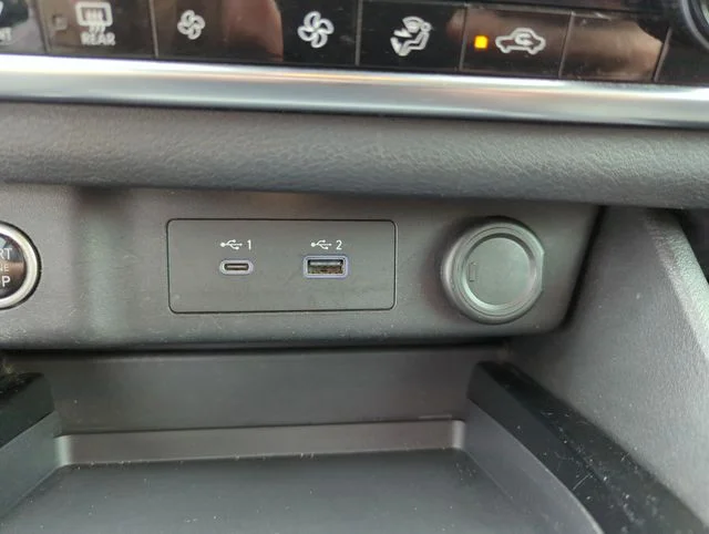 Used 2021 White Nissan SV image 39