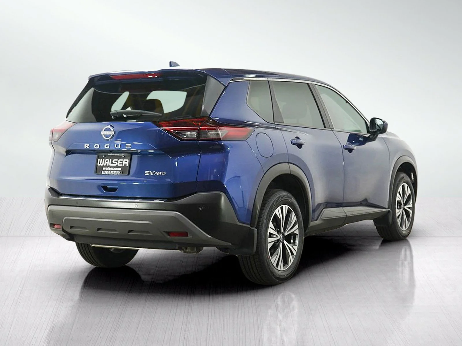 Used 2023 Caspian Blue Metallic Nissan SV image 5