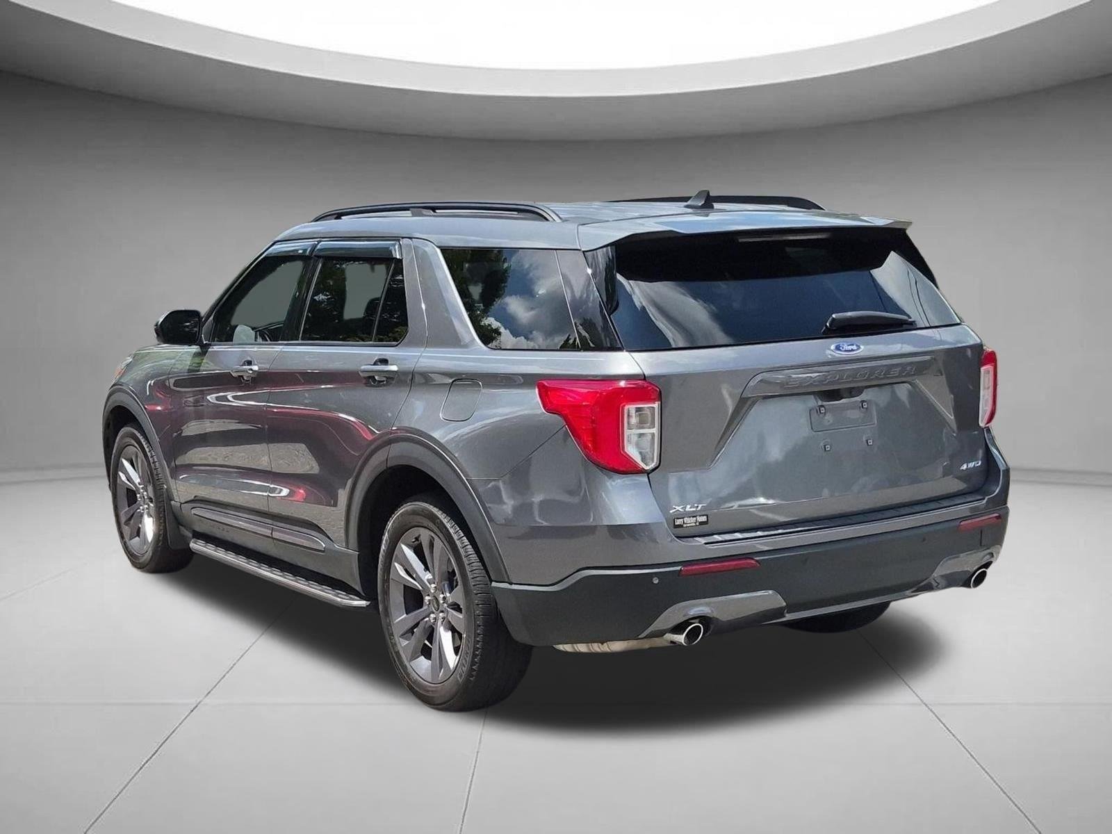 Used 2024 Carbonized Gray Metallic Ford XLT image 3