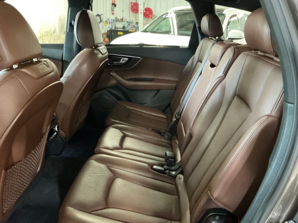 Used 2018  Audi 3.0T Prestige image 26