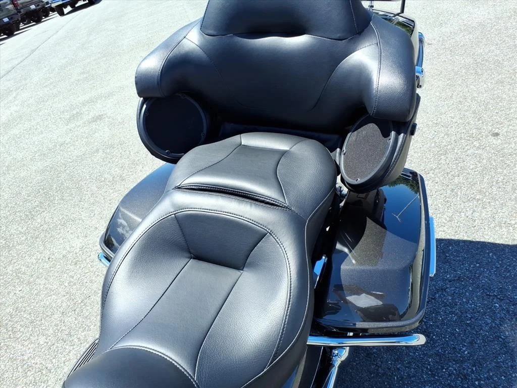 Used 2019 BLACK HARLEY Cruiser image 13