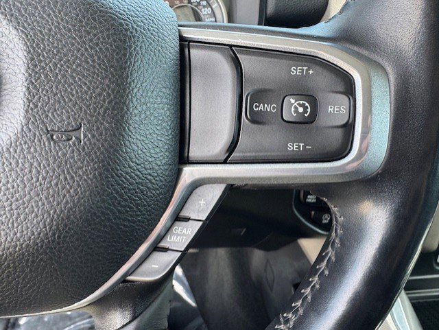 Certified Used 2022 Diamond Black Ram Laramie image 14