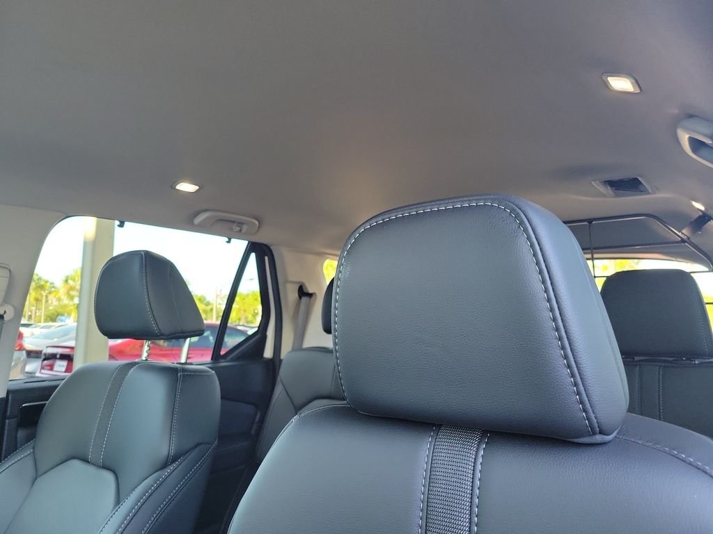 Used 2026 Platinum White Honda EX-L image 24