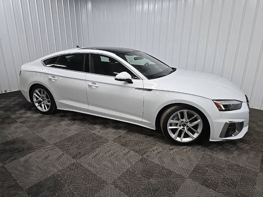 2024 Audi A5 Sportback 45 Premium Plus quattro S tronic's photo