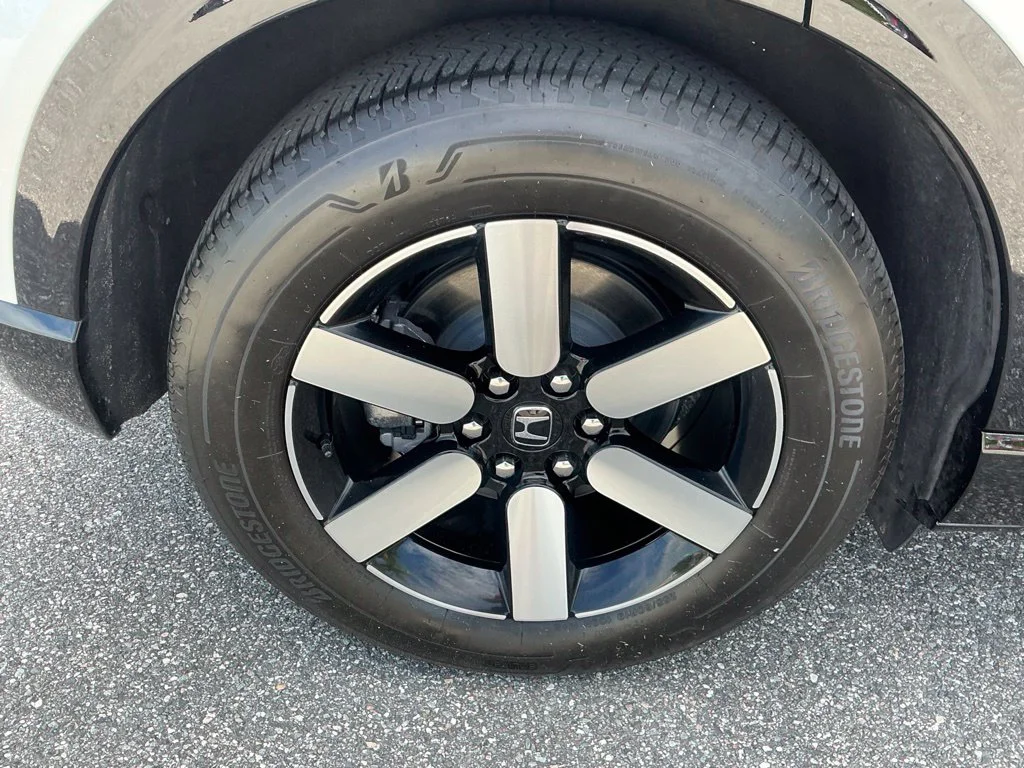 Used 2025  Honda Touring image 13