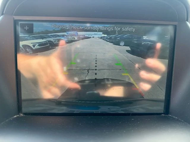 Used 2019 Black Ford SE image 17