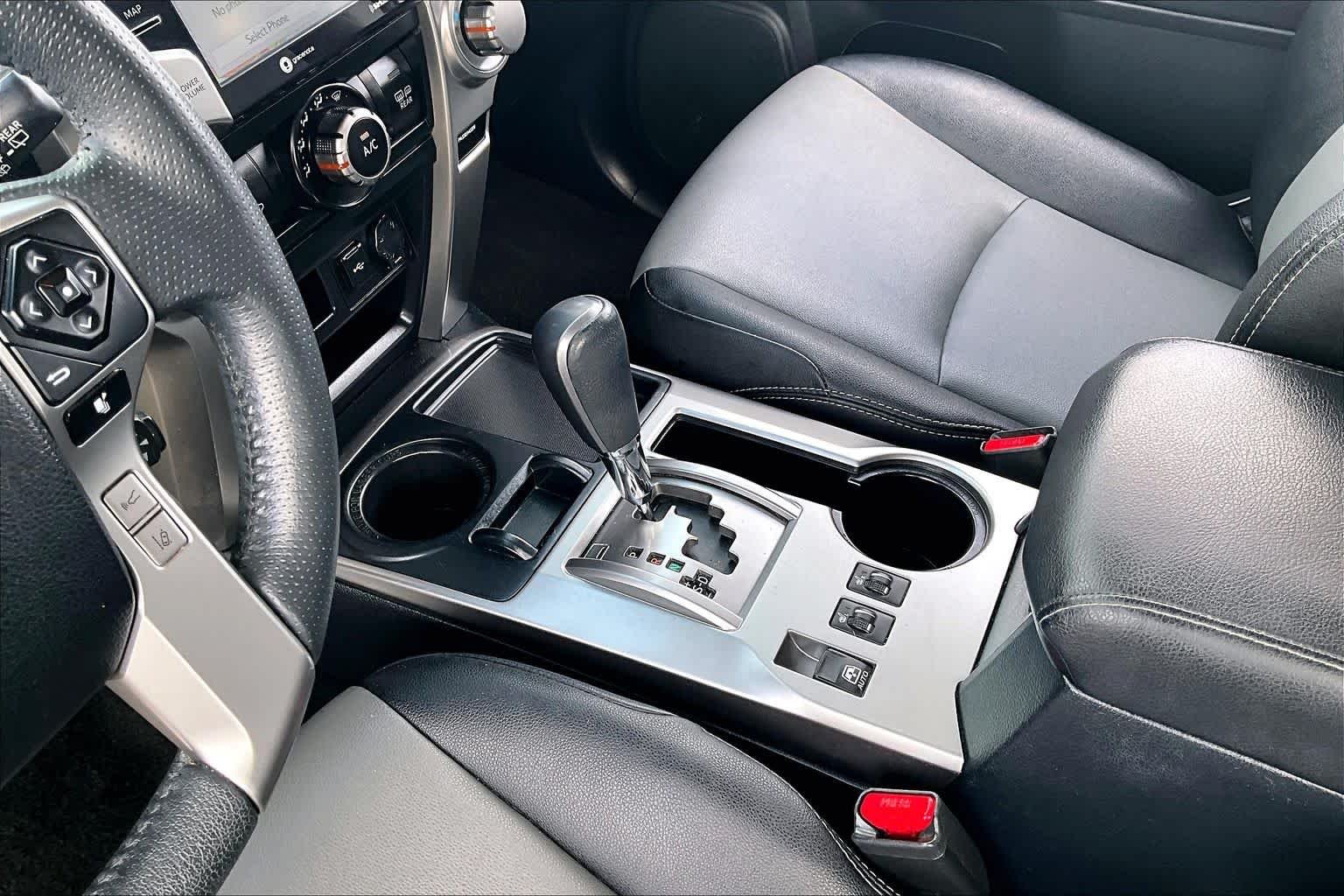 Used 2022 Classic Silver Metallic Toyota SR5 Premium image 17