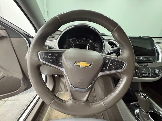 Used 2016 Beige Chevrolet LT image 14