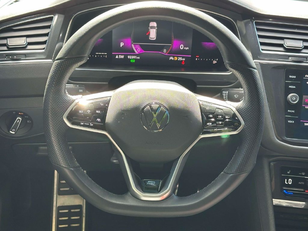 Used 2022 White Volkswagen 2.0T SE R-Line Black image 13