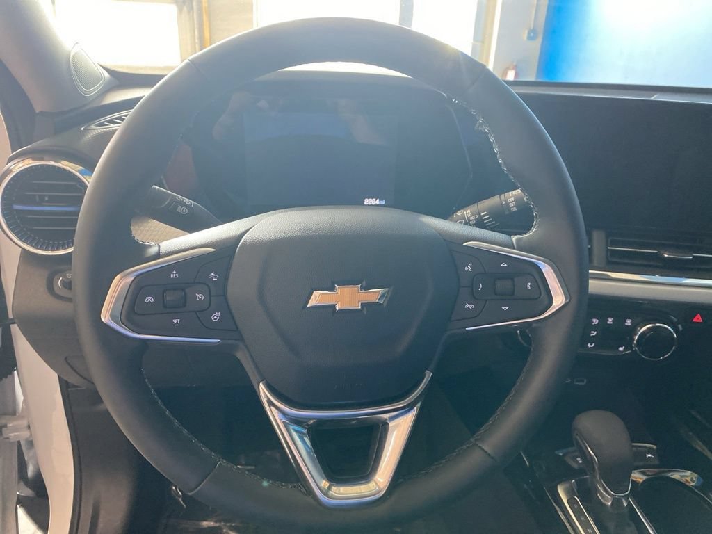 New 2026 Summit White Chevrolet LT image 6