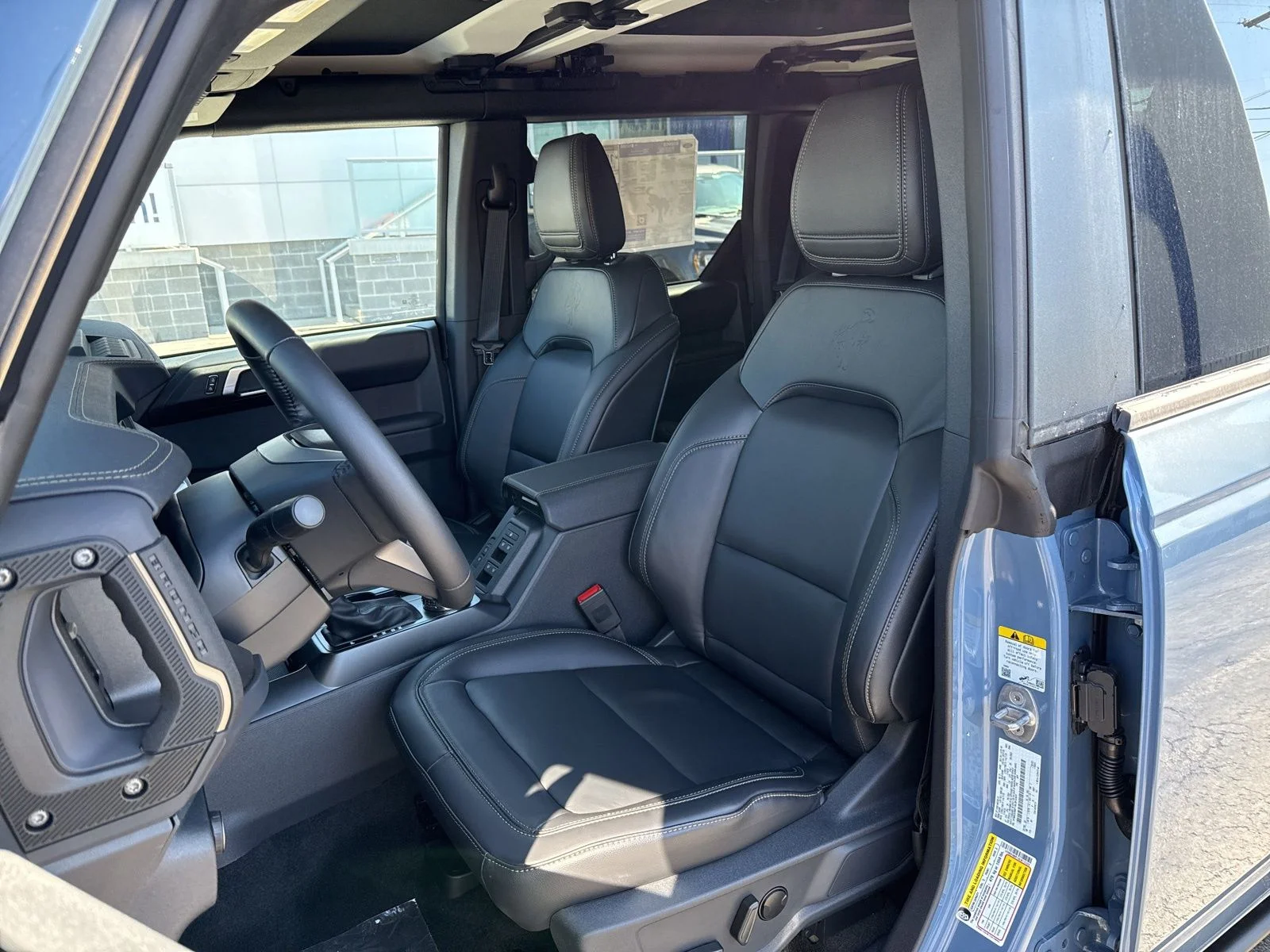 New 2025 Azure Gray Metallic Tri-Coat Ford Badlands® image 2
