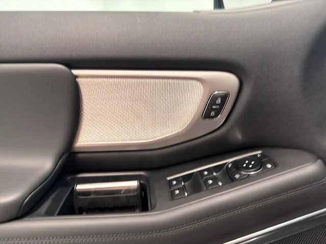 New 2026 Glacier Gray Metallic Tri-Coat Ford MAX Active image 28