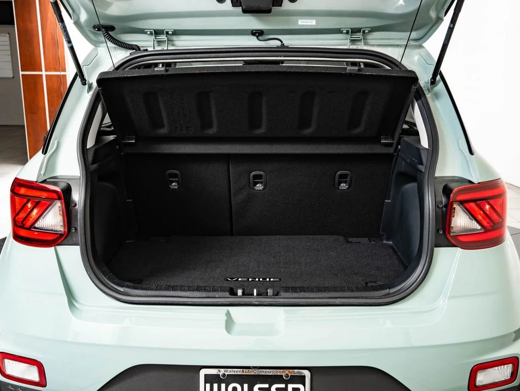 Used 2025 Mirage Green Hyundai SEL image 19