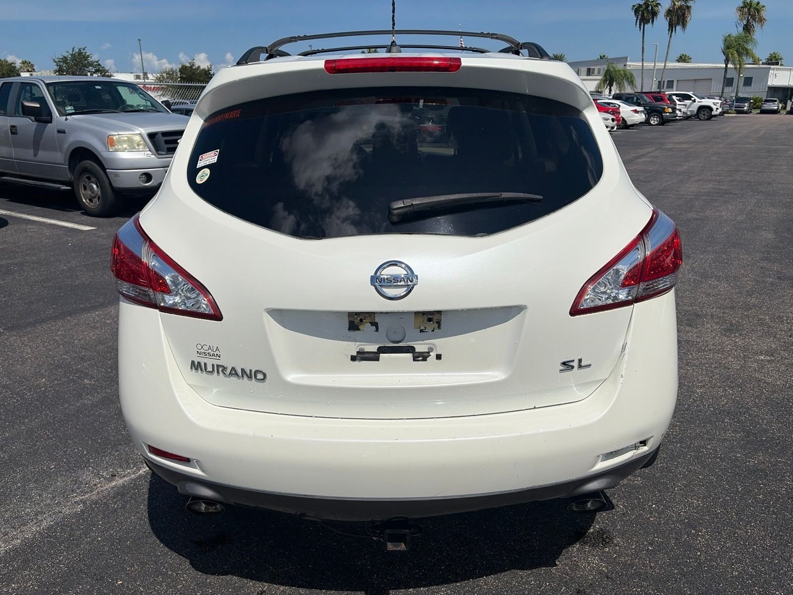 Used 2012 White Nissan SL image 6