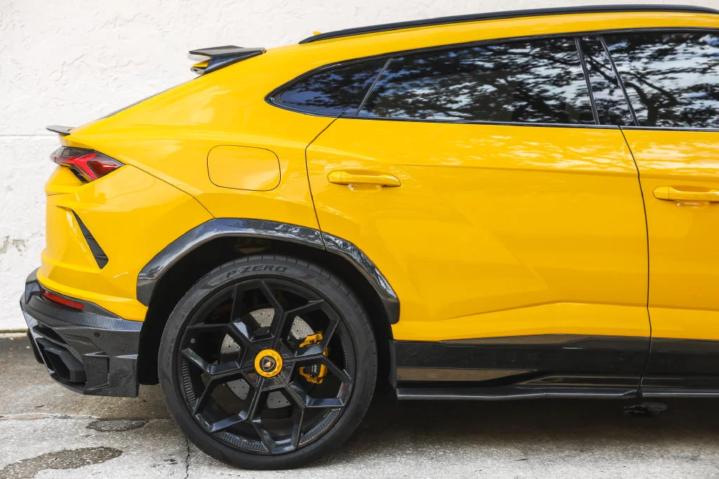 Used 2019 Yellow Lamborghini Base image 2