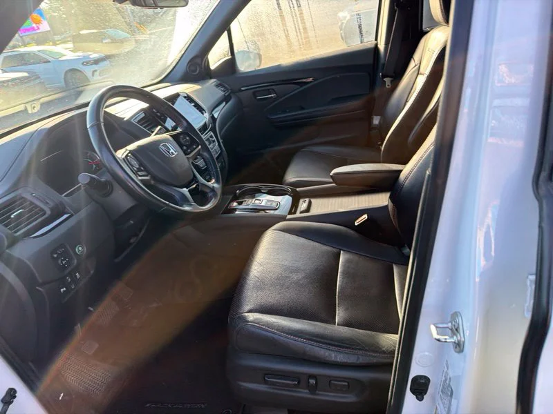 Used 2021  Honda Black Edition image 17
