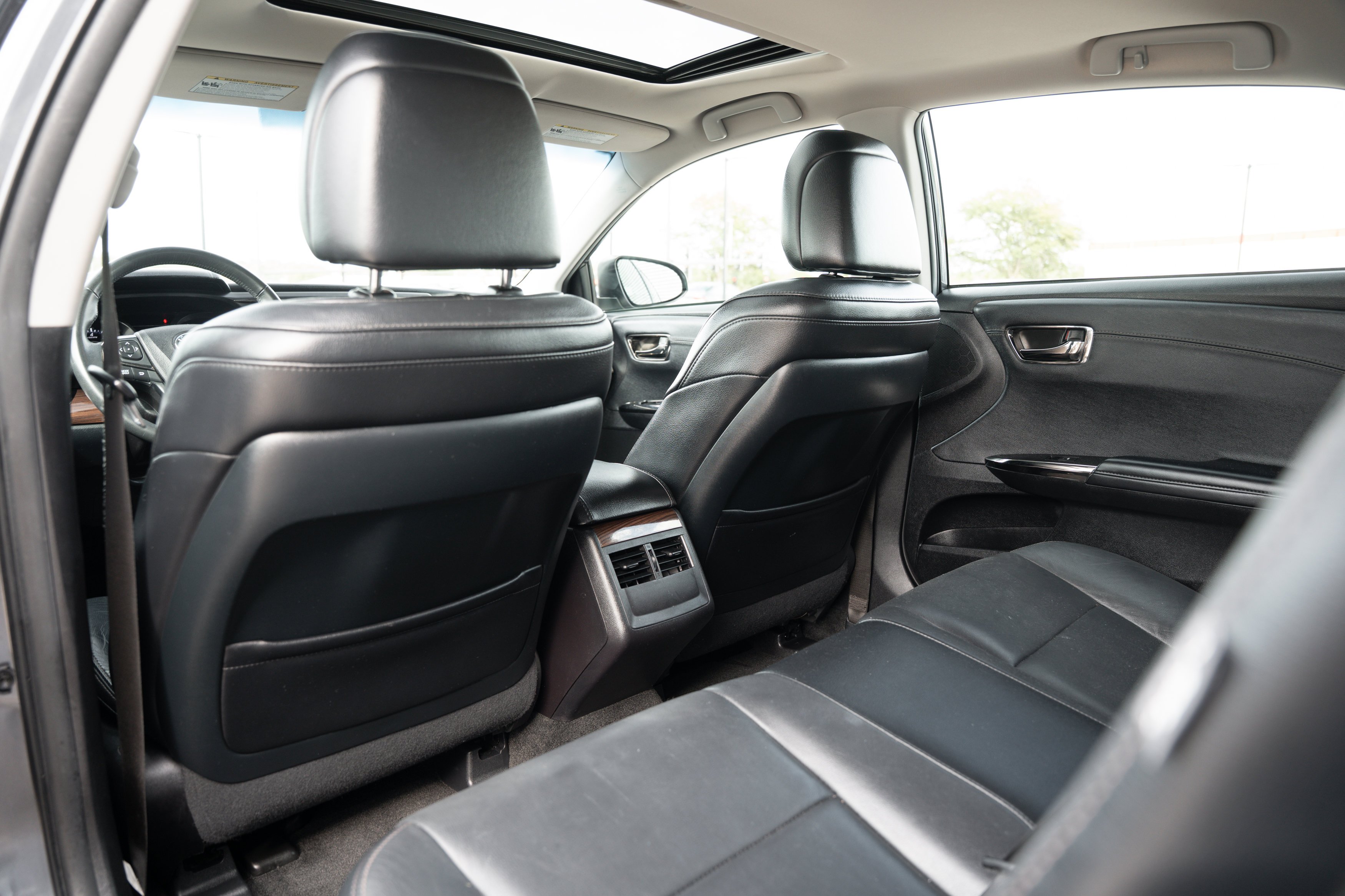 Used 2015 Magnetic Gray Metallic Toyota XLE Touring image 21