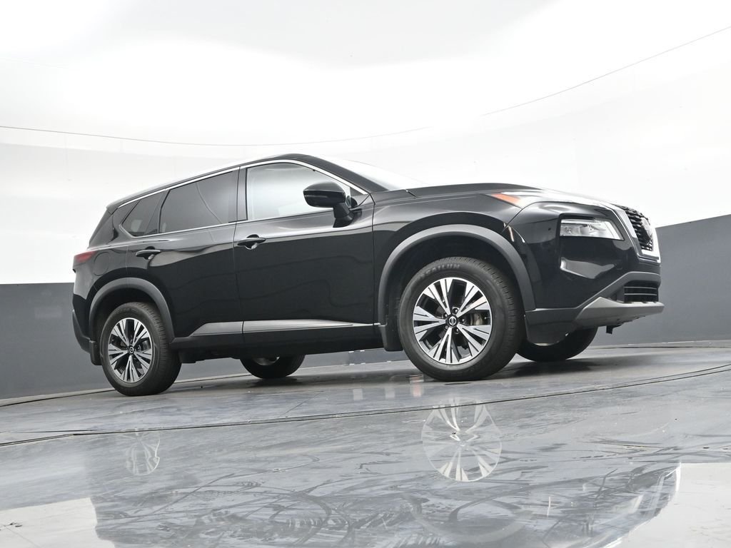 Used 2022 Black Nissan SV image 42