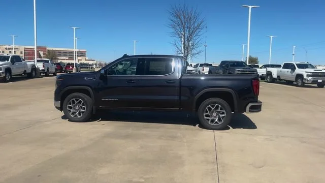 2026 GMC Sierra 1500 SLE - Photo 6