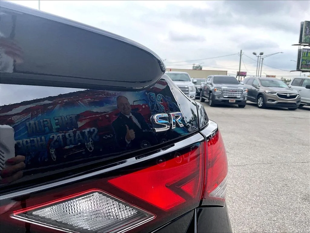 Used 2022 Black Nissan SR image 9