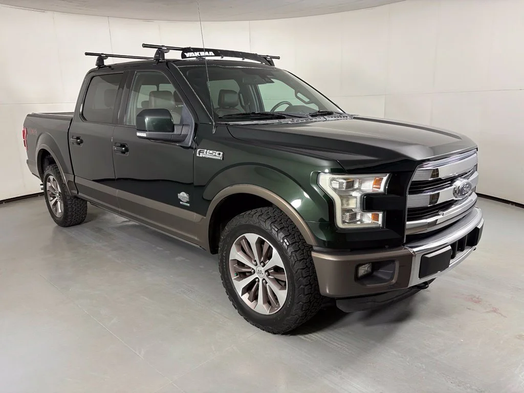 Used 2015 Green Ford King Ranch image 2