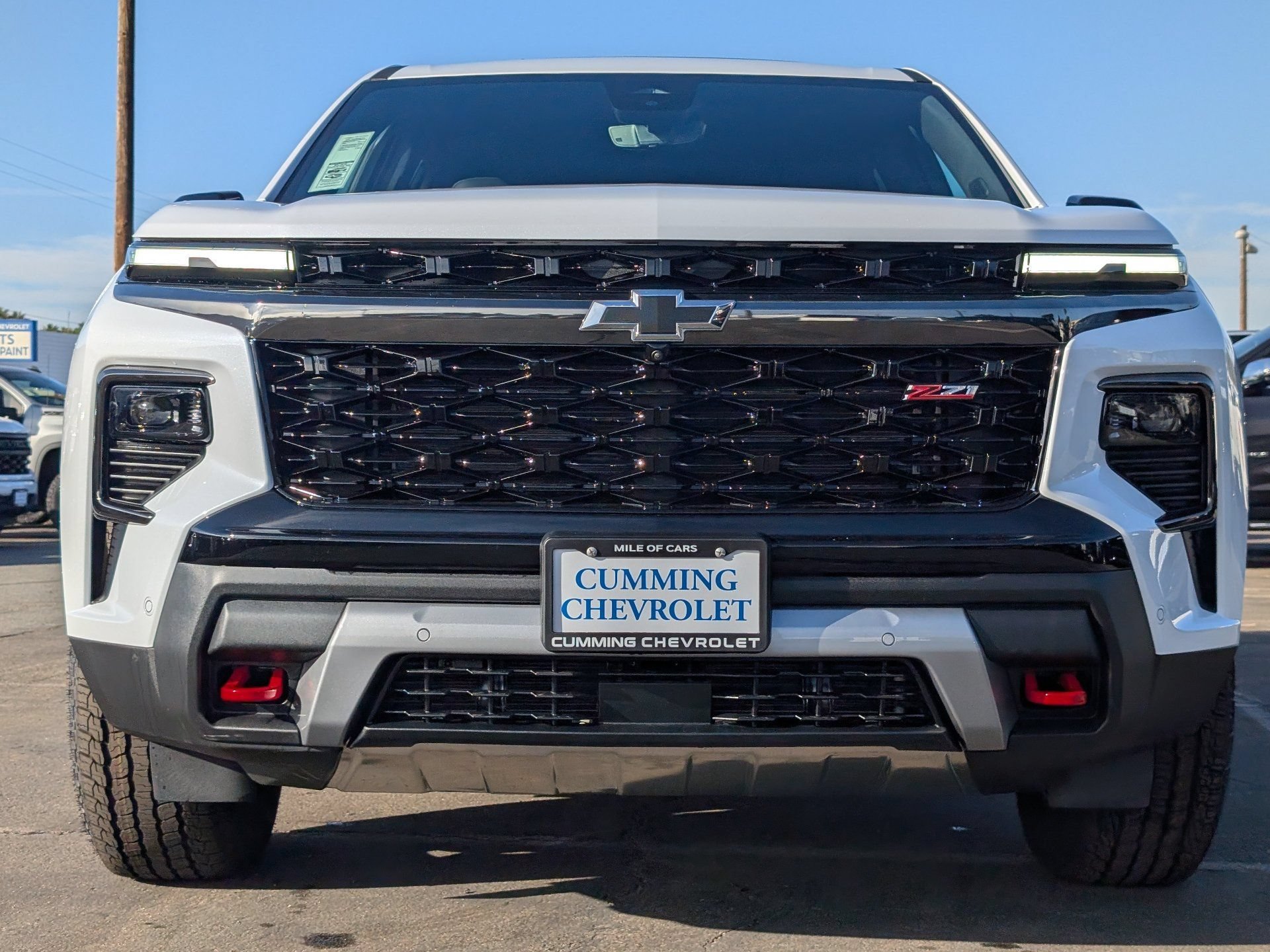 New 2026 Polar White Tricoat Chevrolet Z71 image 5