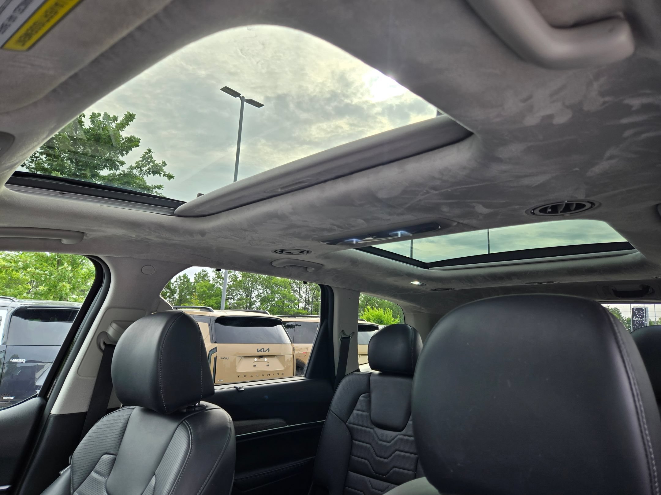 Used 2022 Ebony Black Kia SX image 34