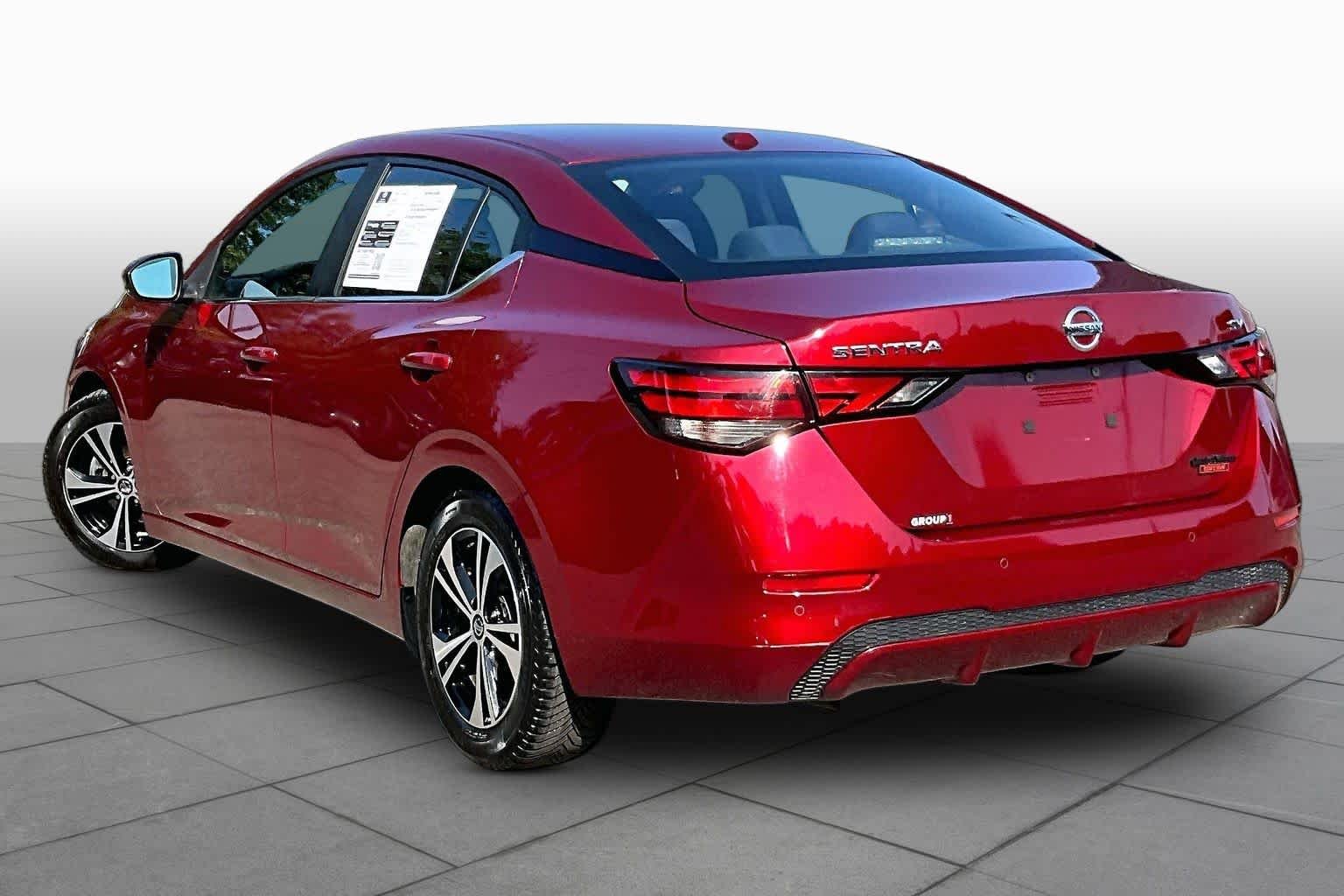 Used 2020 Scarlet Ember Tintcoat Nissan SV image 12