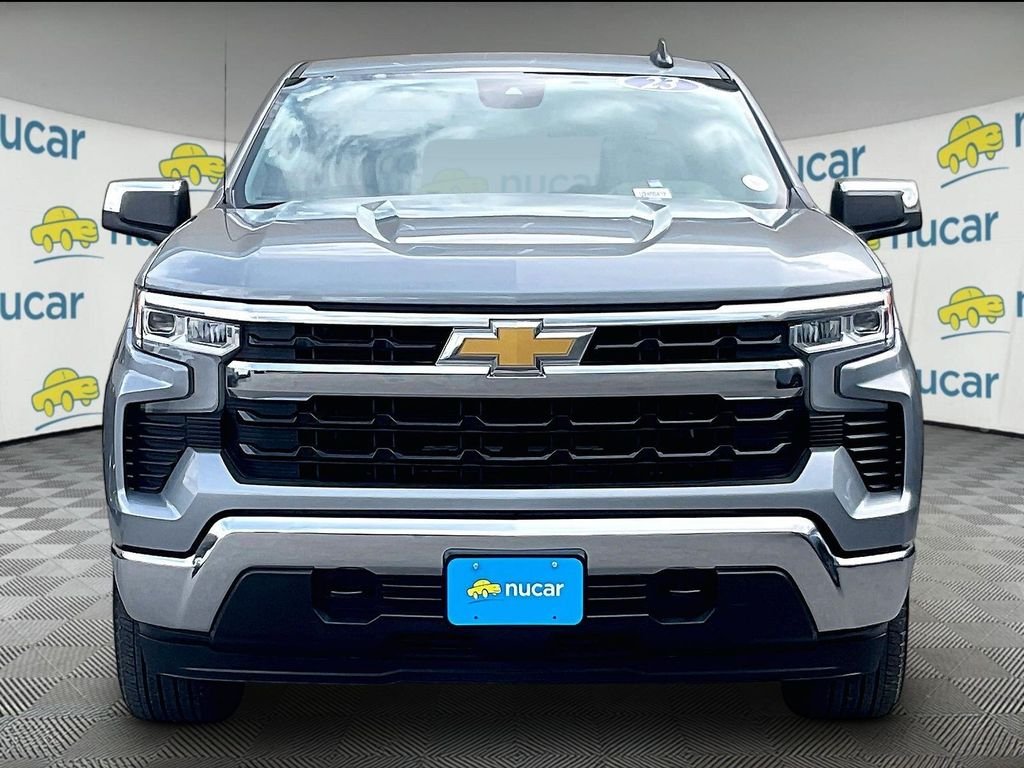 Used 2023 Gray Chevrolet LT image 2