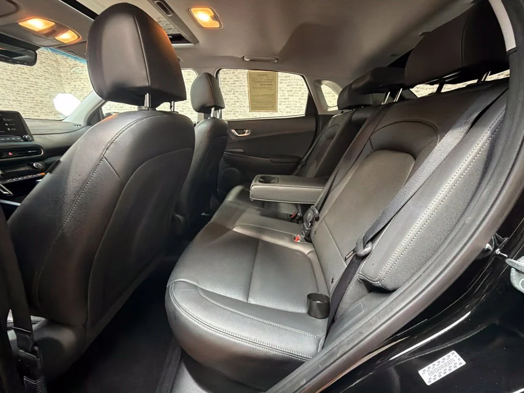Used 2023 Abyss Black Pearl Hyundai Limited image 18