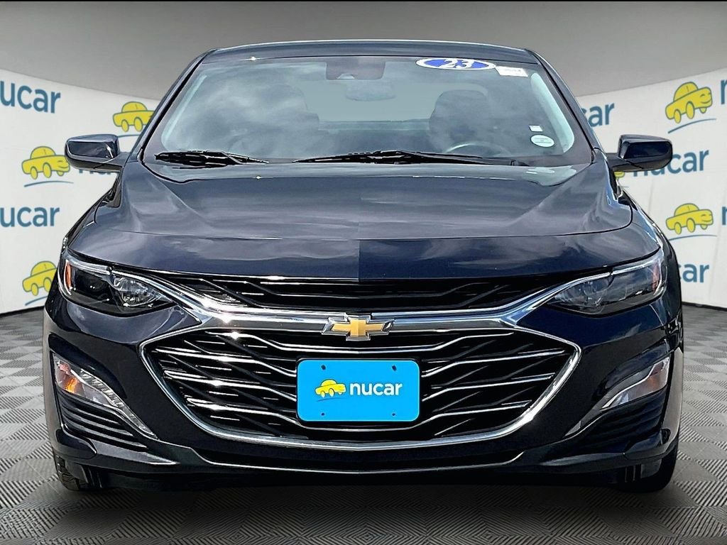 Used 2023 Gray Chevrolet LT image 2