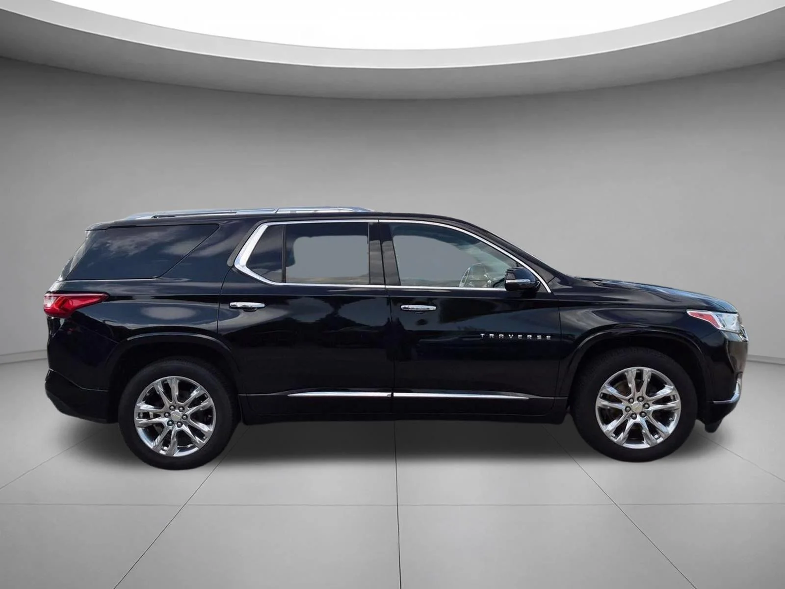 Used 2018 Mosaic Black Metallic Chevrolet High Country image 6