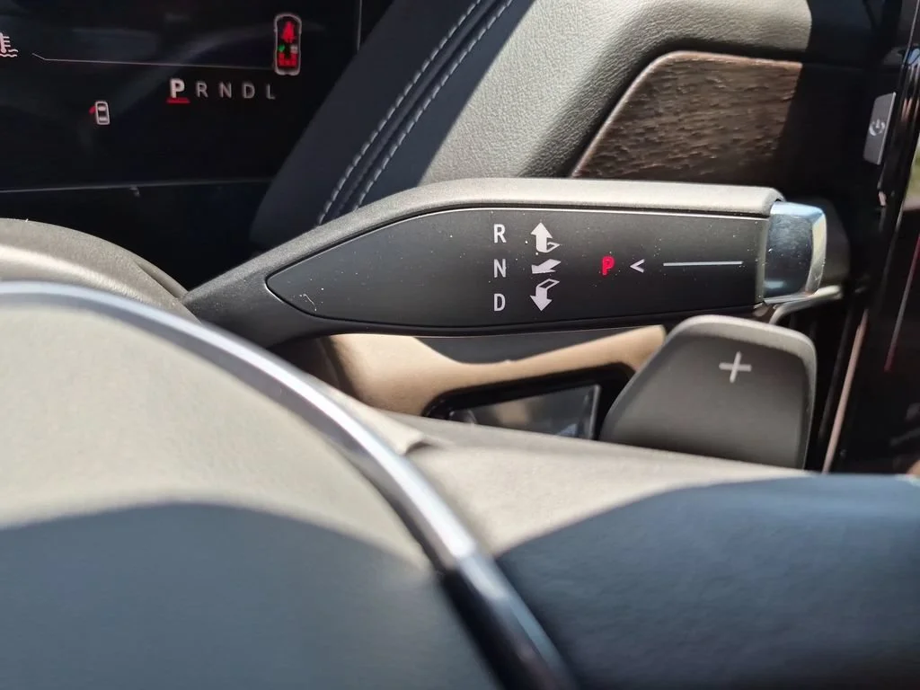 2026 GMC Yukon XL Denali Ultimate - Photo 32
