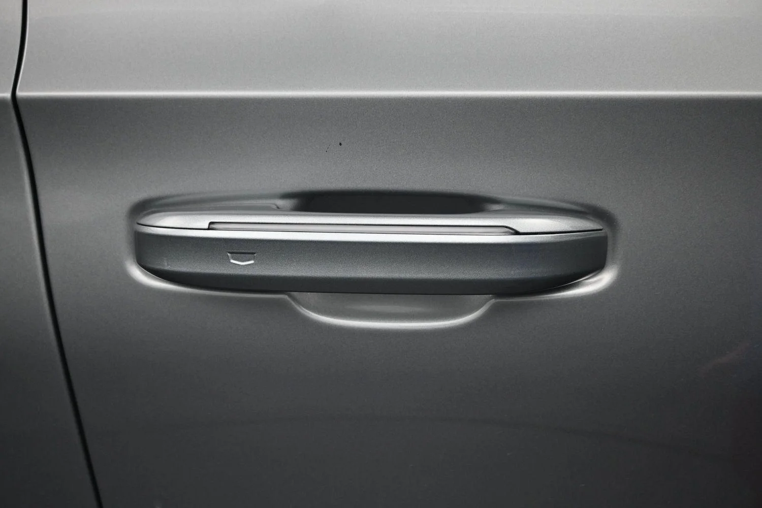 Used 2025 Argent Silver Metallic Cadillac 4WD Sport Platinum image 7