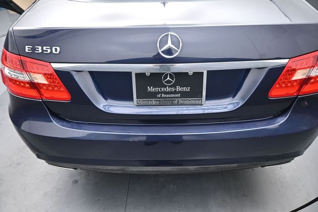 Used 2013  Mercedes-Benz E 350 image 23