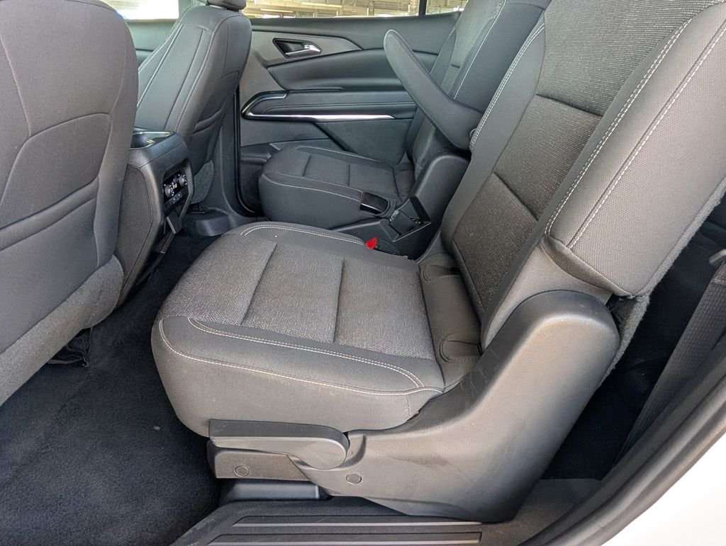 Used 2024 Summit White Chevrolet LT image 20