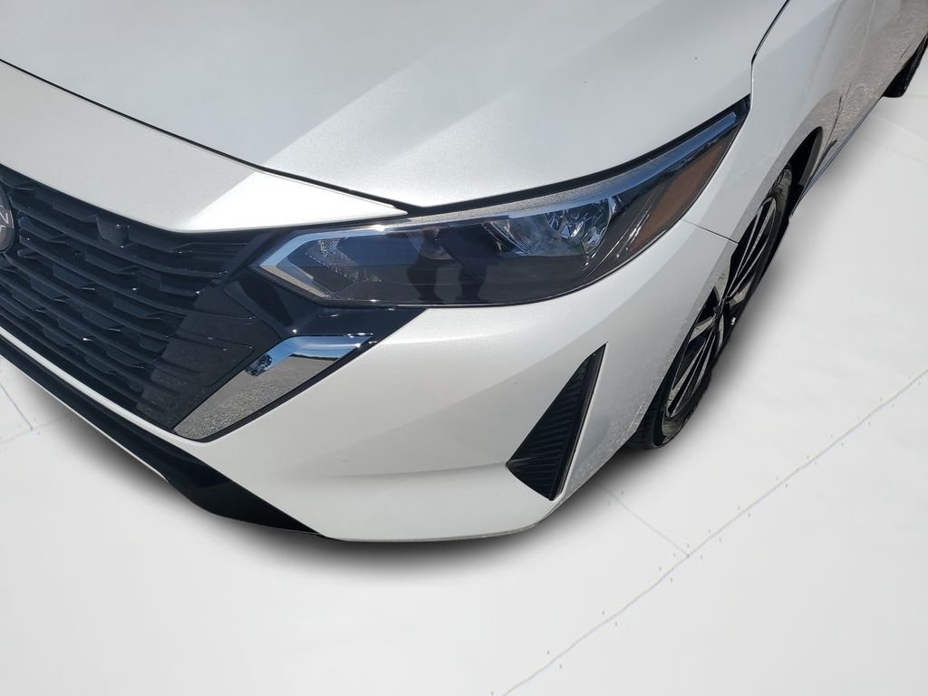 Used 2025 White Nissan SV image 25