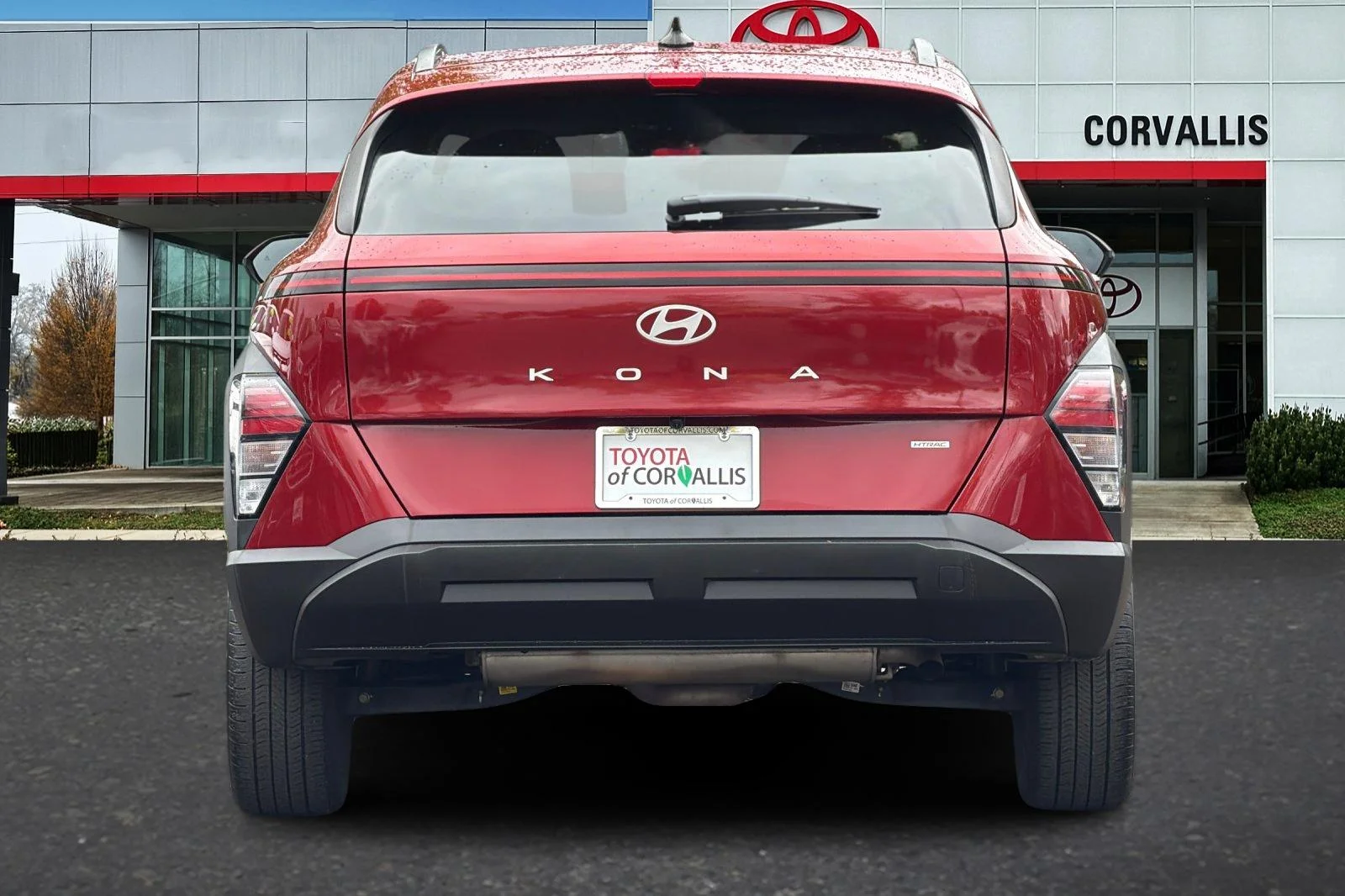 Used 2025 Red Hyundai SEL image 5