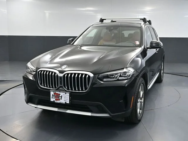 Used 2023 Black BMW xDrive30i image 12