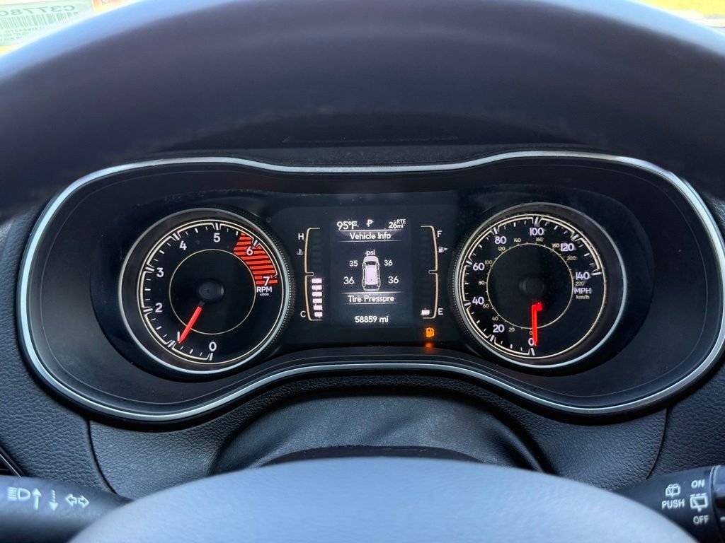 Used 2020 Red Jeep Latitude Plus image 29