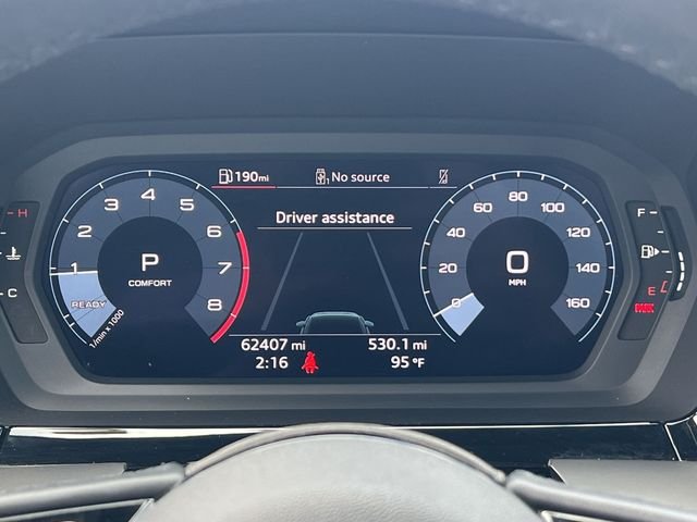 Used 2024  Audi 40 Premium image 27