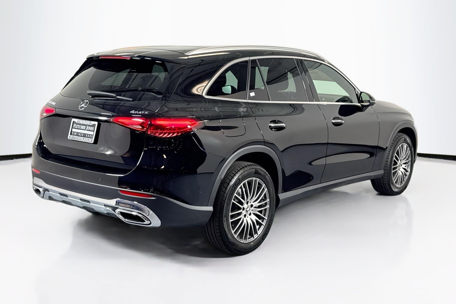 New 2026 Black Mercedes-Benz GLC 300 image 5