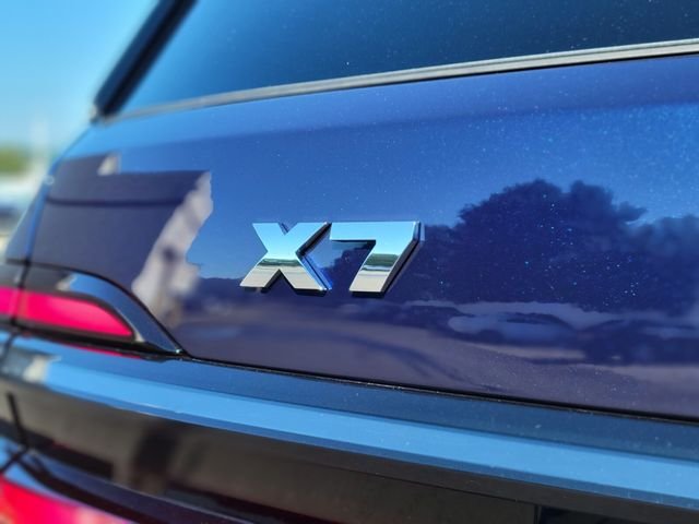 New 2027 Blue BMW M60i image 12