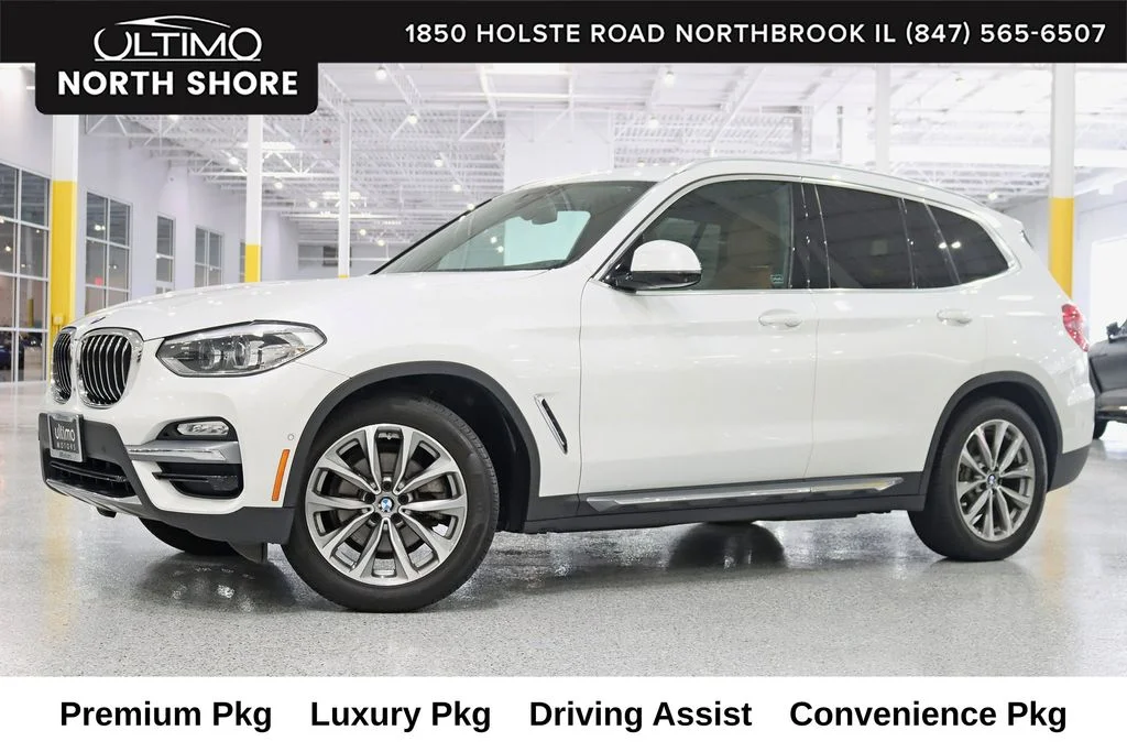 Used 2019 White BMW xDrive30i image 1