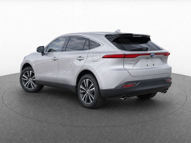 Used 2022  Toyota LE image 3