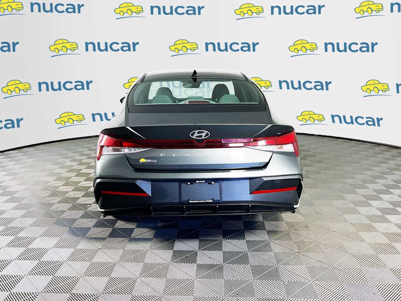 Used 2024 Amazon Gray Hyundai SEL image 6