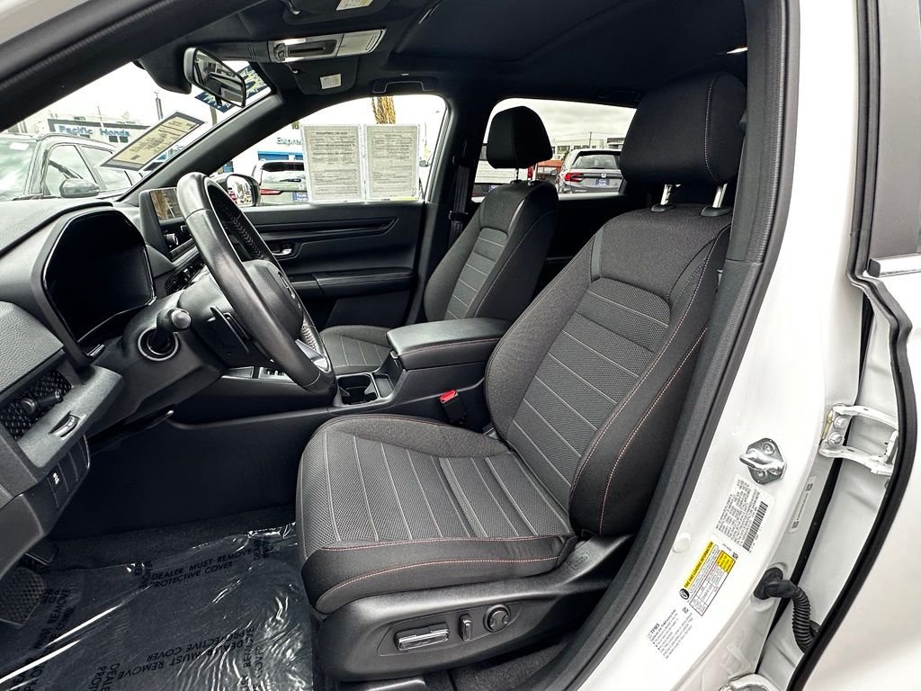 Used 2024  Honda Sport image 22