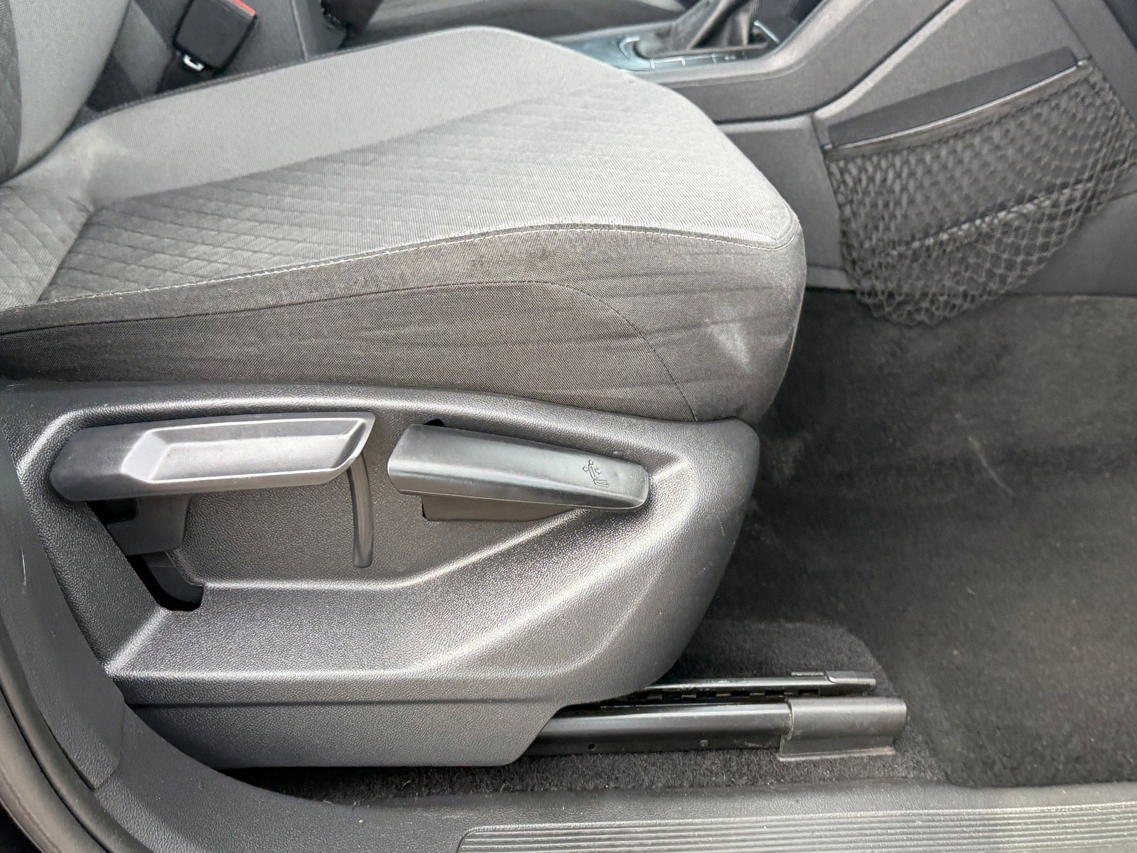 2020 Volkswagen Tiguan S - Photo 12